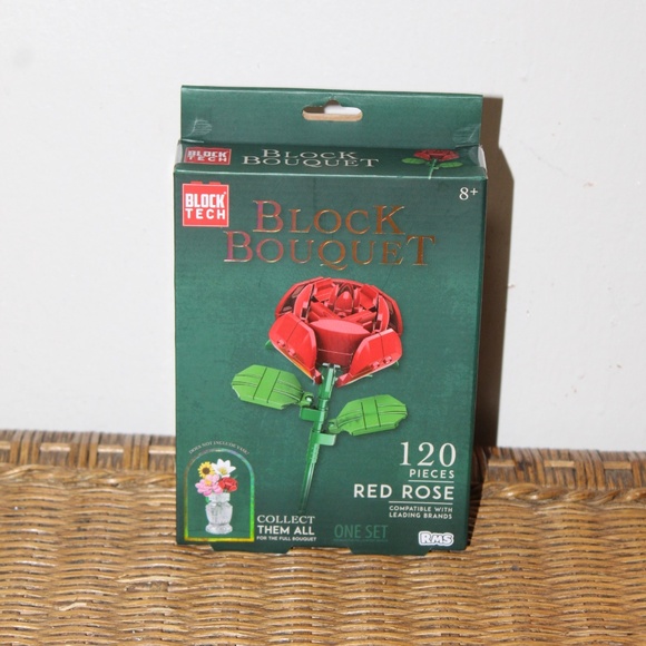 Block Tech.  Block Bouquet: Red Rose (120 pieces)  & Sunflower (81 pieces). - Picture 4 of 6